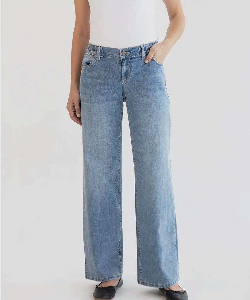 The Mid Rise Elastic Waistband Jean